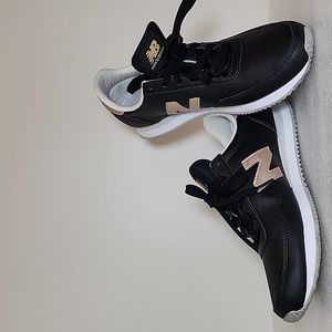 New Balance womens 720 V1 Sneaker, Black/Gold, New Balance women's shoes, 10B